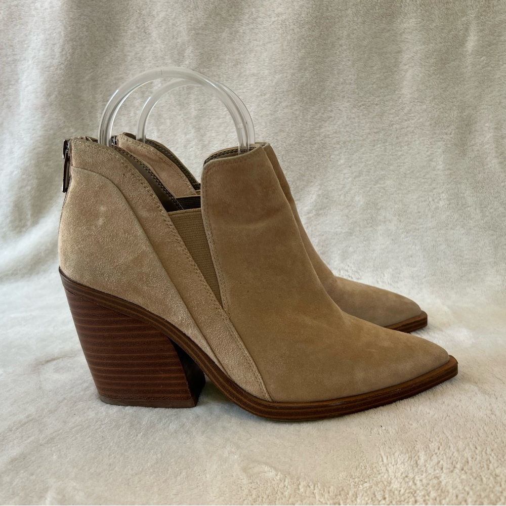 Vince Camuto Women's Tan Ankle Boots 37.5/7